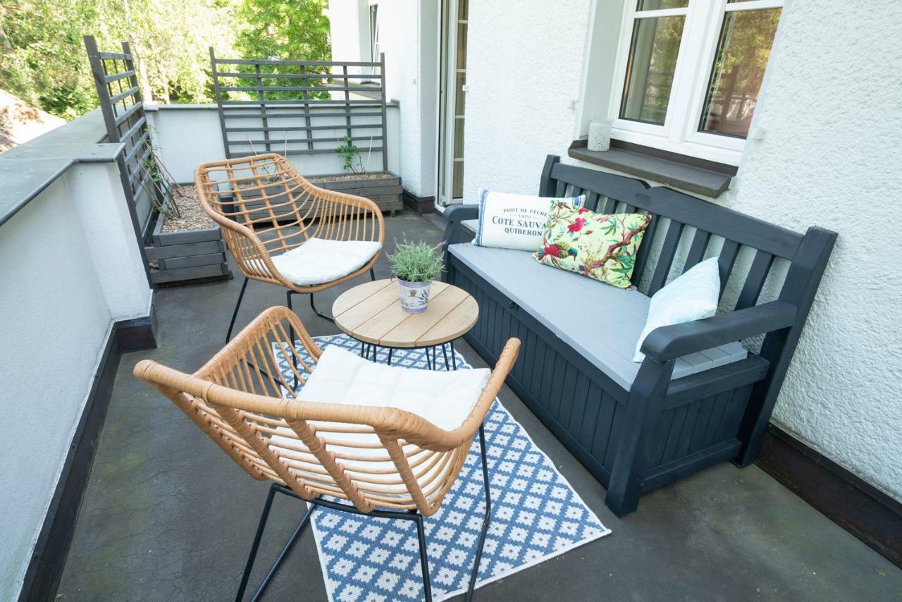 Golding - Flat 1 Apartment